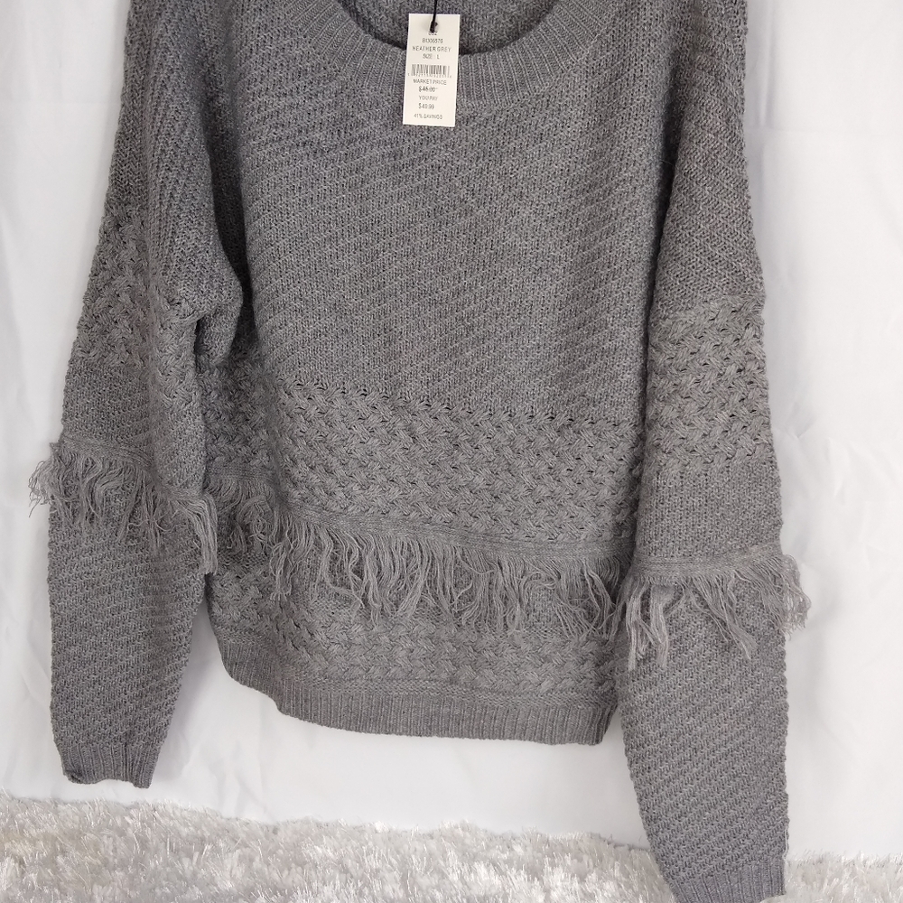 BB Dakota Women’s Large Heather Gray Knit Sheer With Fringe Detail Sweater New